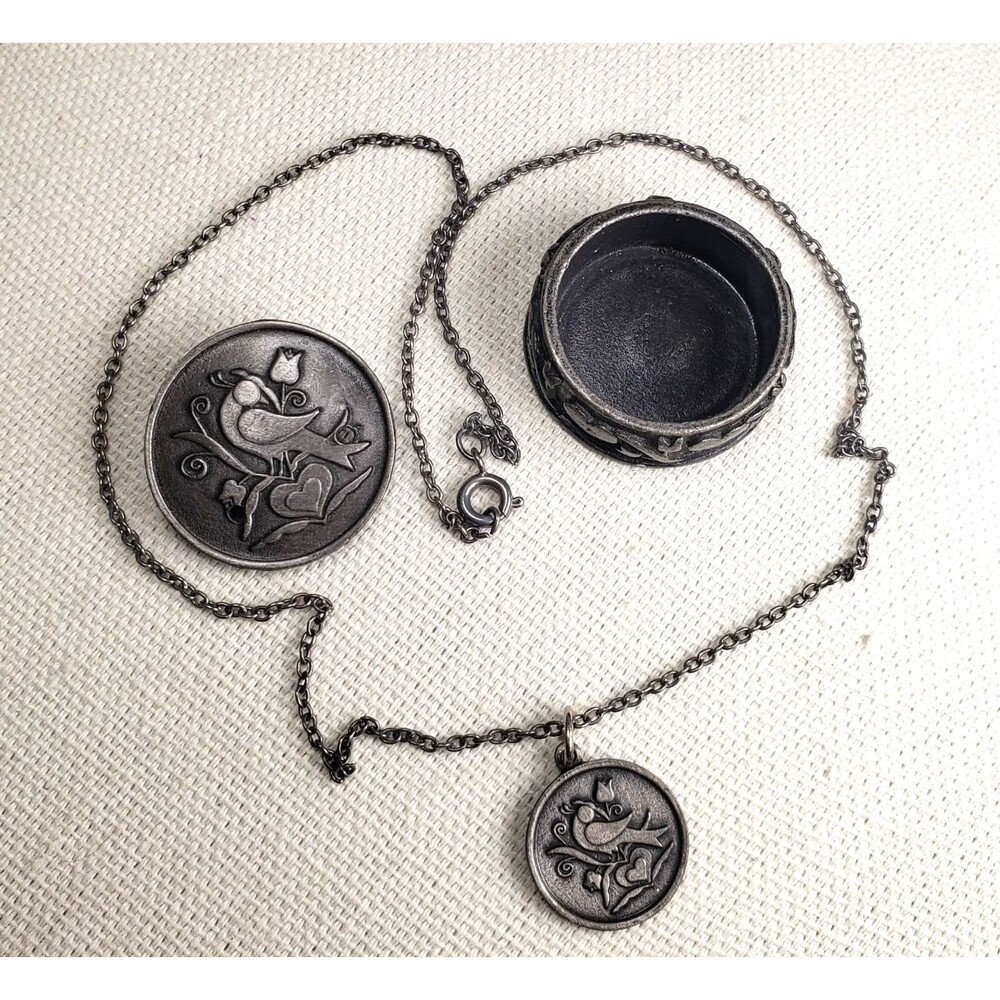 Vintage 1980's Signed Torino Pewter 3 In 1 Necklace Brooch Round Trinket Box - Picture 7 of 16